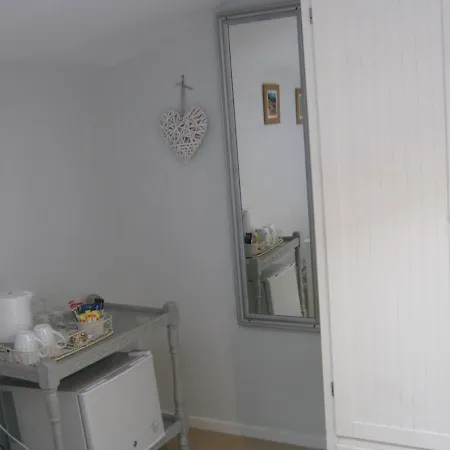 Le Papillon At Le Paradis Bed & Breakfast 3*