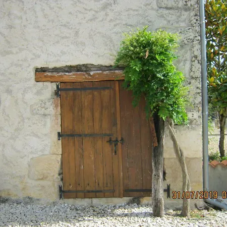Le Papillon At Le Paradis Bed & Breakfast 3*